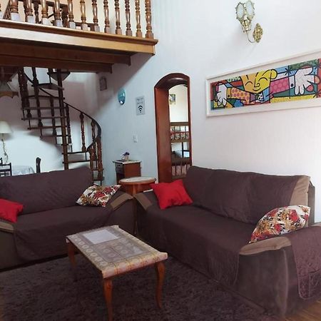 Casa Rosa de Peruíbe - Casa de Temporada 3 dormitórios, 10 hóspedes, piscina, wi-fi, netflix, 800 metros da praia Exterior foto