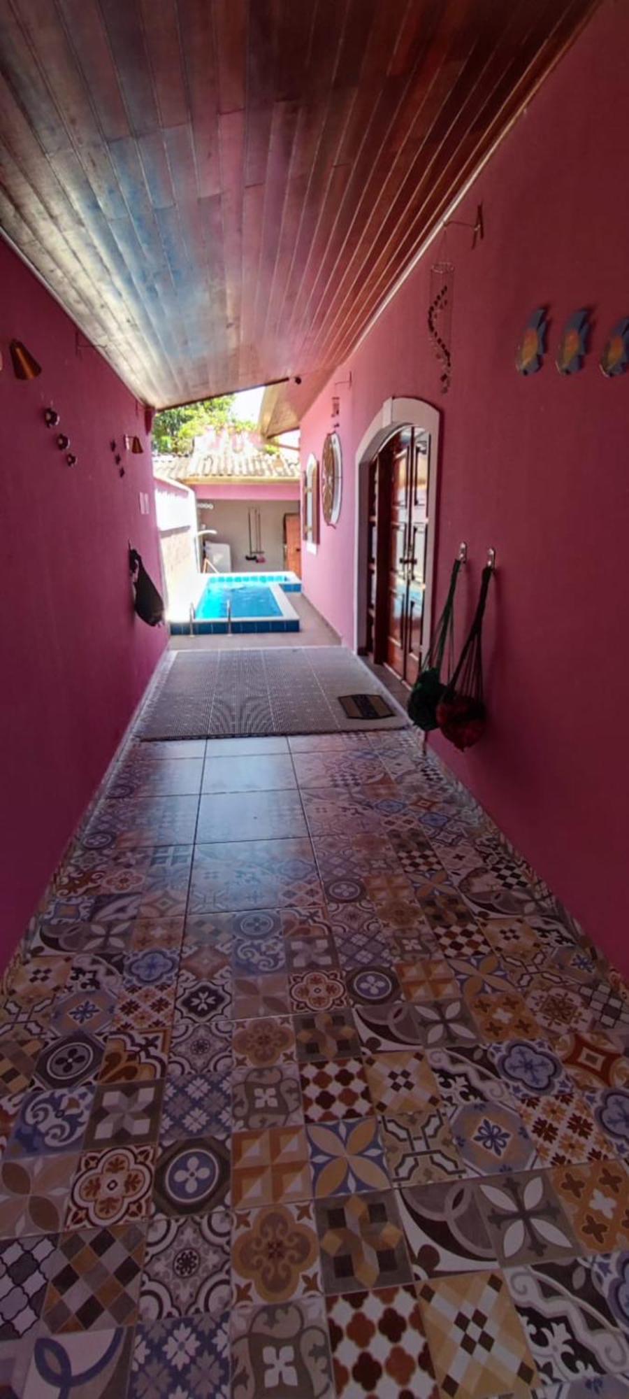 Casa Rosa de Peruíbe - Casa de Temporada 3 dormitórios, 10 hóspedes, piscina, wi-fi, netflix, 800 metros da praia Exterior foto